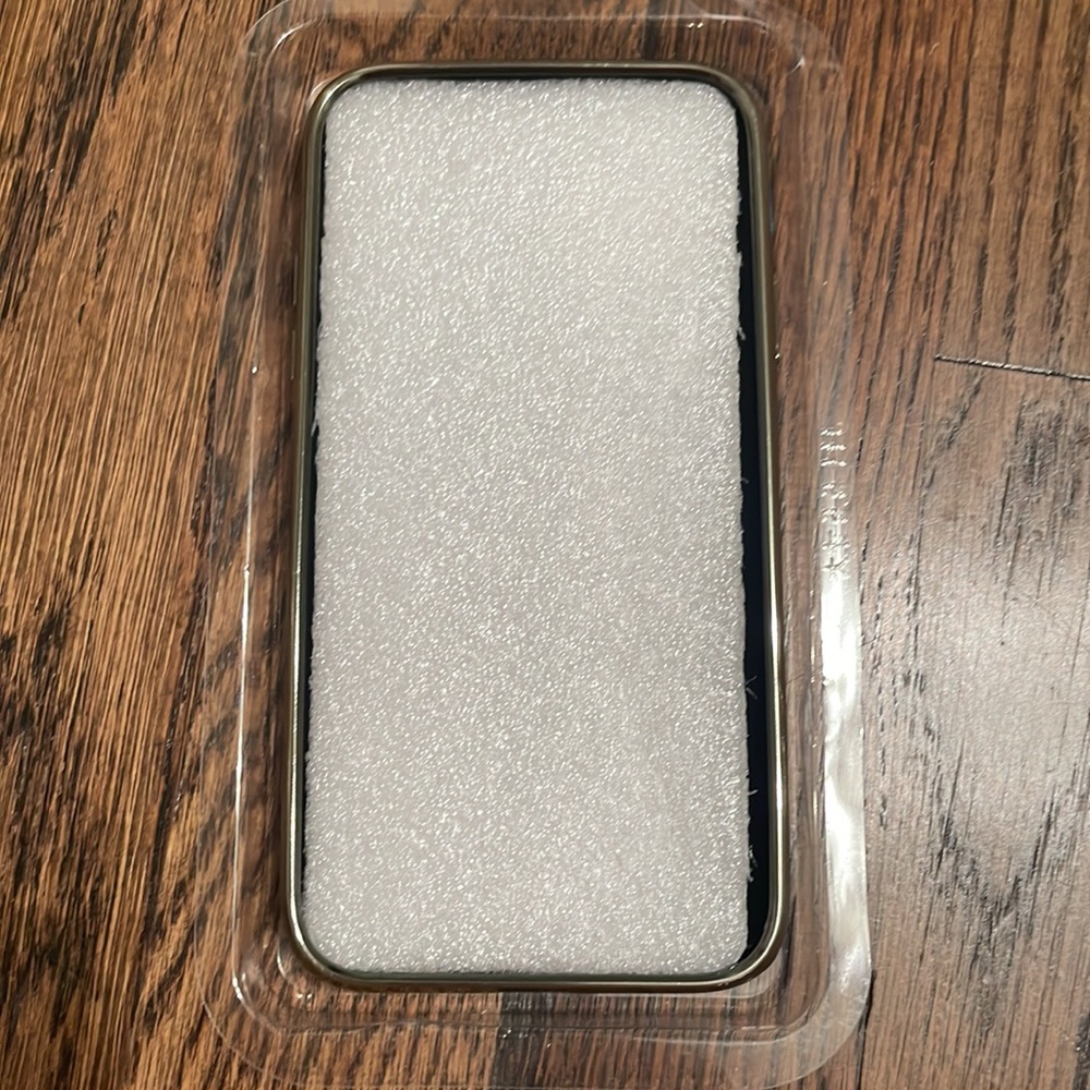 🩵iPhone Case🩵 - Picture 4 of 4